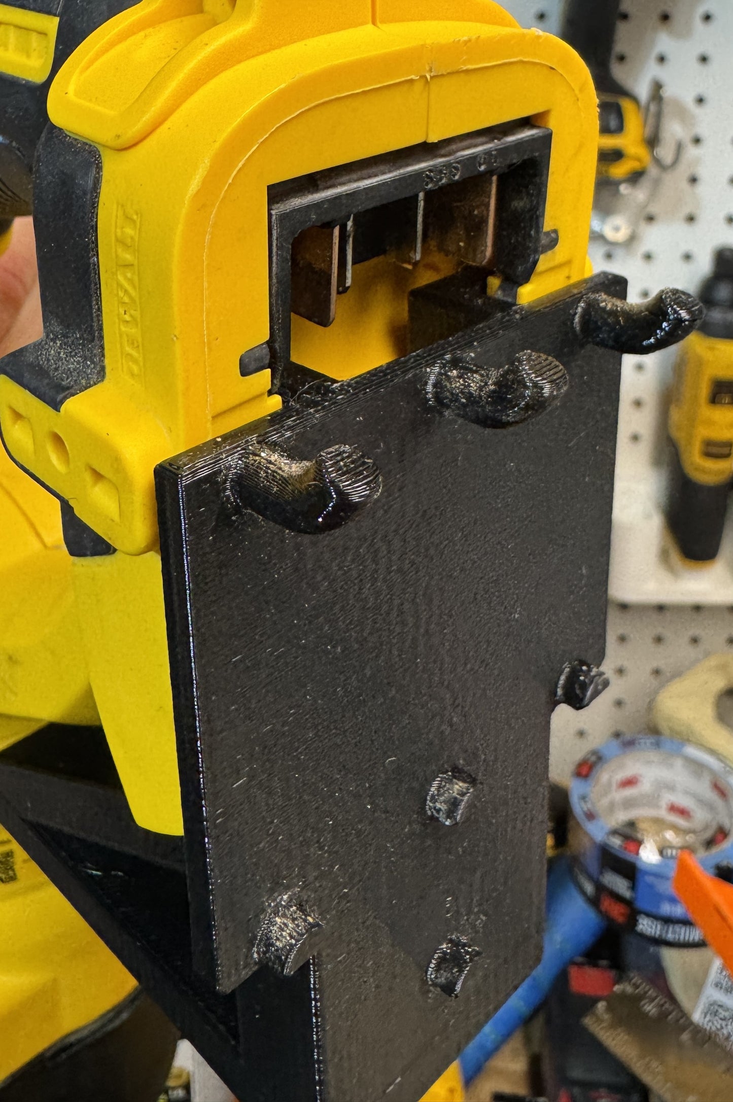 Luna's Hammer Drill Pegboard Holder (Compatible with DeWalt DCH133)
