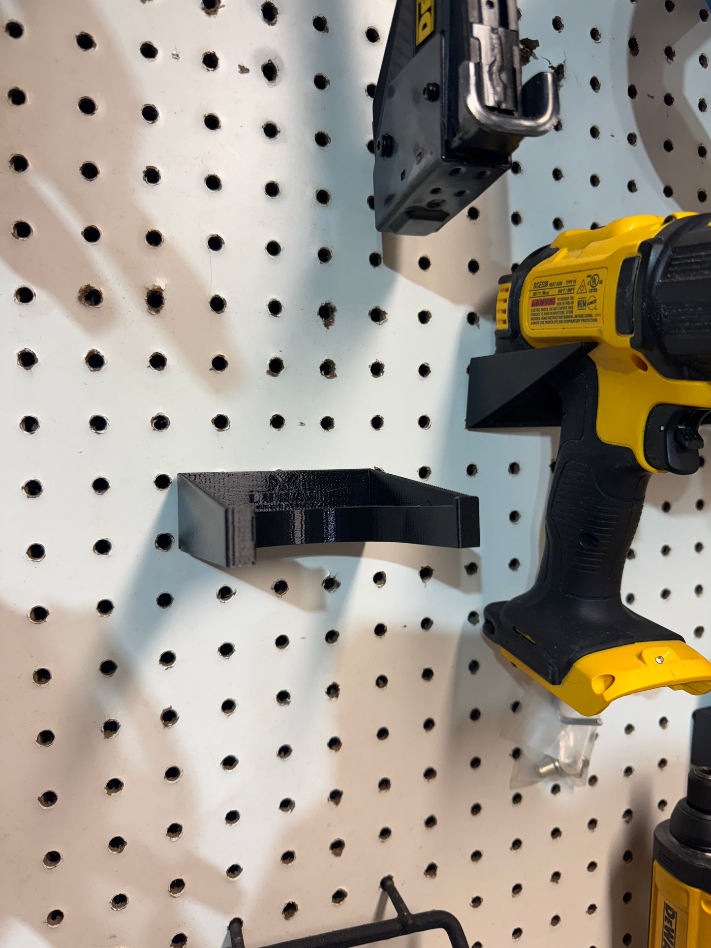 Router holder for Pegboard, dewalt Router pegboard mount for Router mount for pegboard storage of tools and Router storage