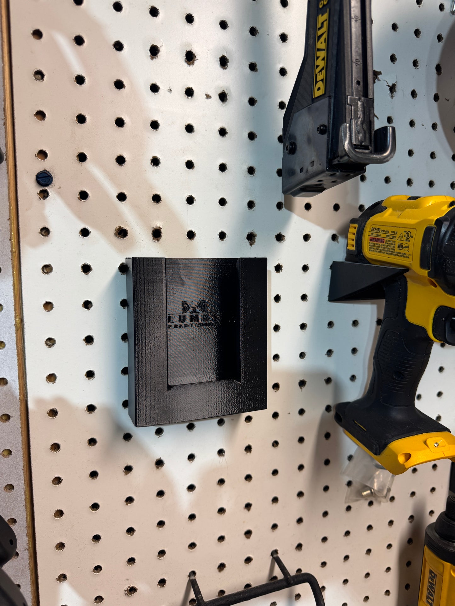 Jigsaw holder for Pegboard, dewalt jigsaw pegboard mount for jigsaw mount for pegboard storage of tools and jigsaw storage
