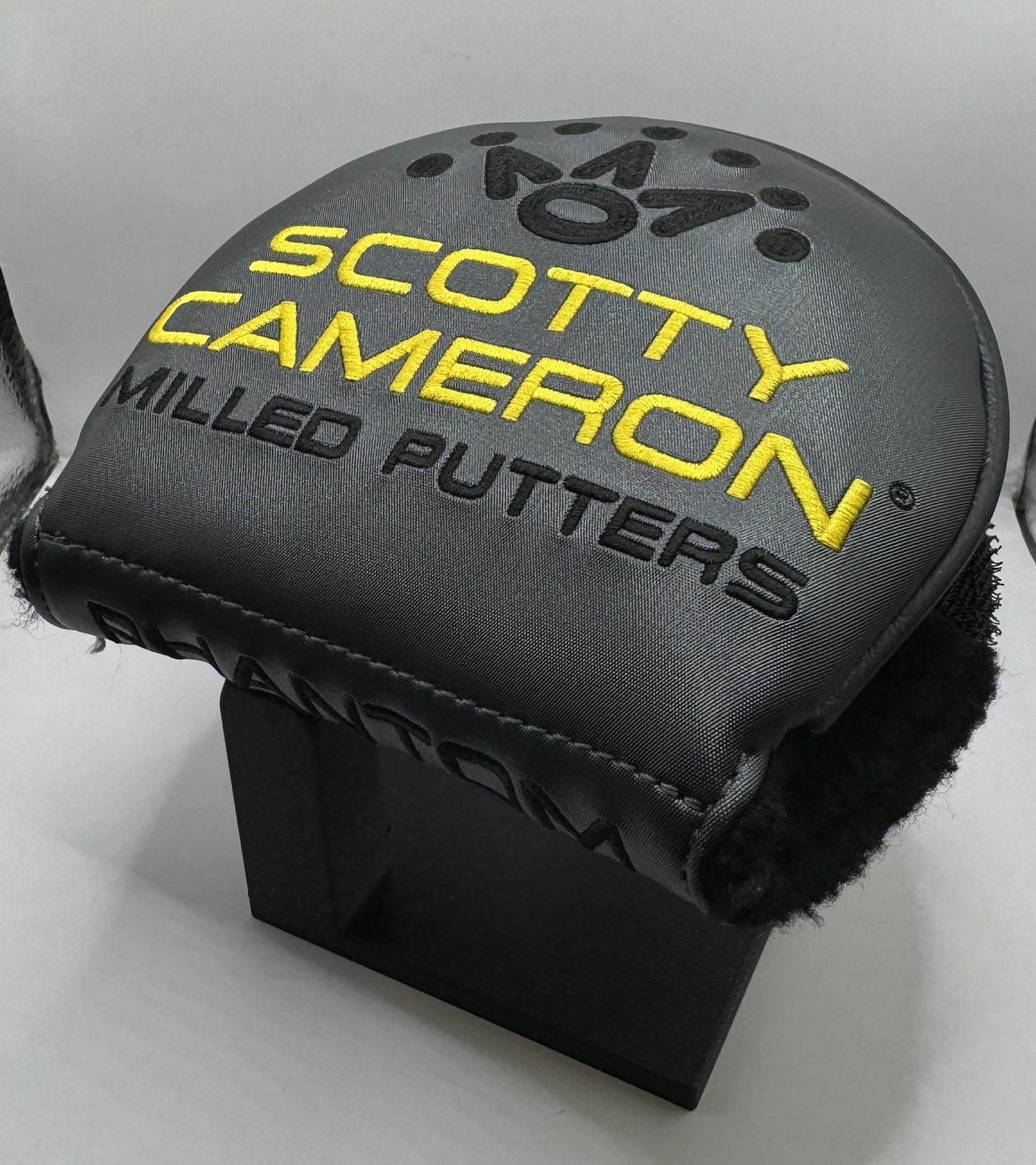 Scotty Cameron Putter Headcover Display Mount For Desk Headcover Collection Display Stand for Scotty Cameron Headcovers