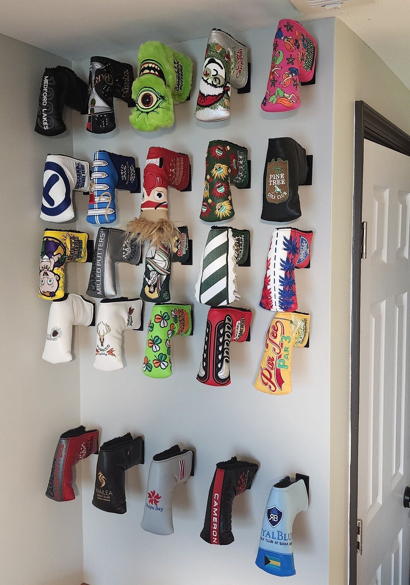 Scotty Cameron Putter Headcover Display Wall Mount Display For Headcover Collection Display for Scotty Cameron Headcover Display for Wall